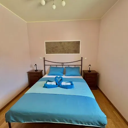 Luna Apartment *